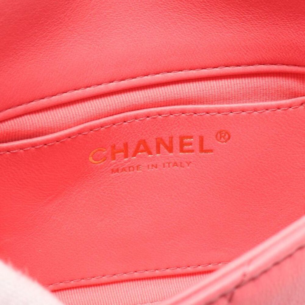 Chanel Lambskin Matelasse Shoulder Bag - Picture 6 of 6